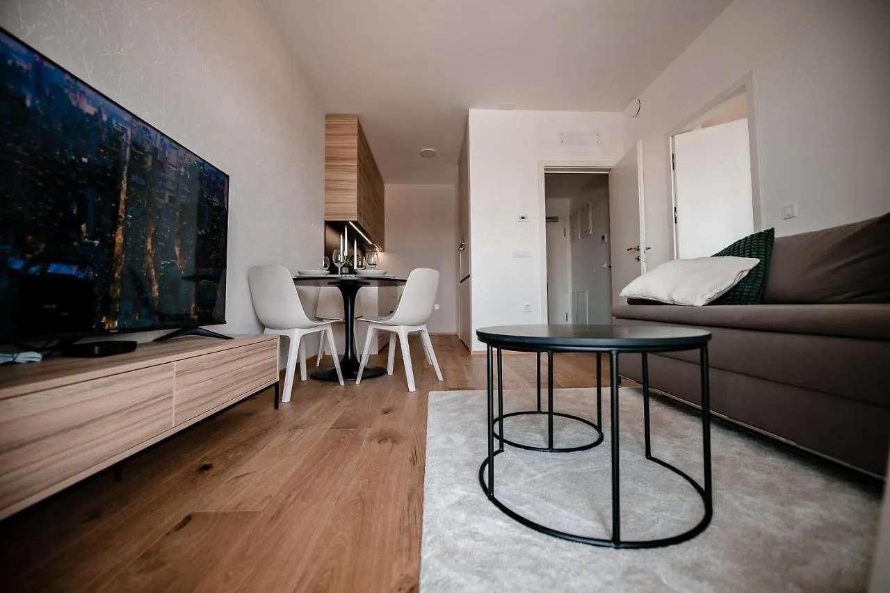 Sodoben Apartma V Centru Ljubljane Ljubljana Apartment